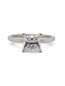  Signature Solitaire - Princess