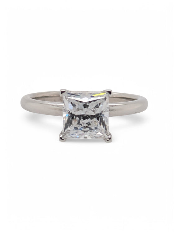 Signature Solitaire - Princess