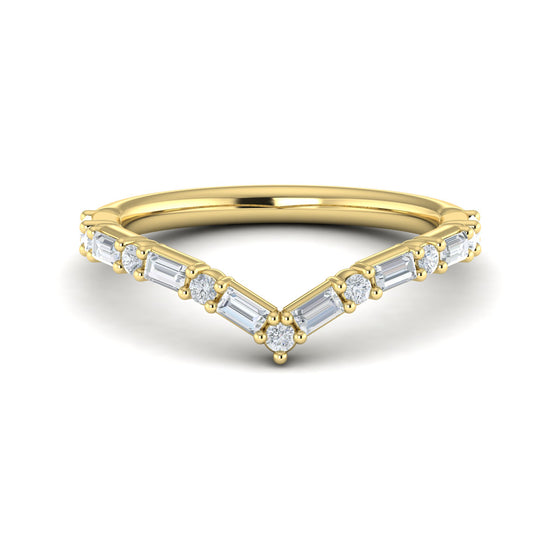 Karina V Shape Alternating Diamond Ring